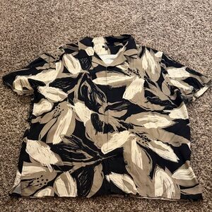 Express Black and Tan Floral Men's Shirt